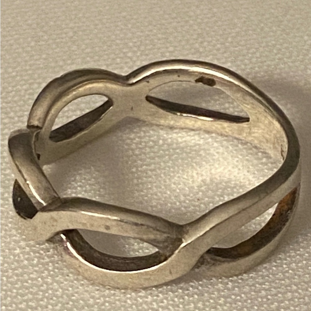 Vintage Sterling Silver Pinched Band wide ring 
Stamped with makers mark 
Size 8